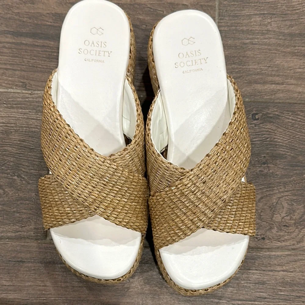 Oasis society, Tan and White Wedge Shoes with Criss-Cross Straps